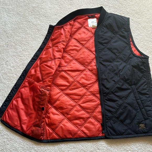 H & M vest size medium black/orange. Never worn - Picture 4 of 4